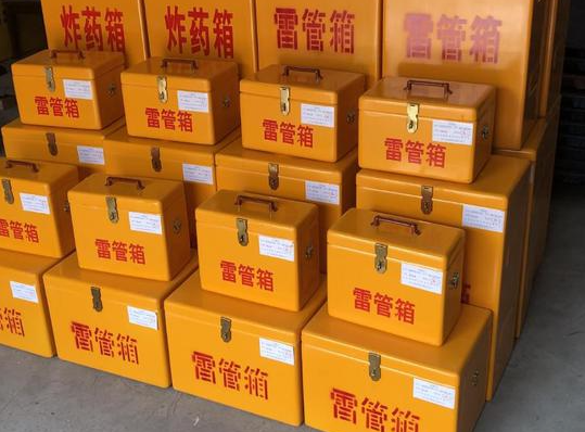 畅好乡玻璃钢雷管箱的使用寿命一般是多少？
