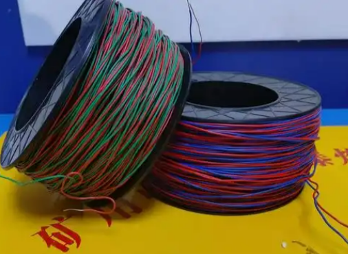 畅好乡放炮线的主要材质有哪些？不同材质的适用场景有何区别？